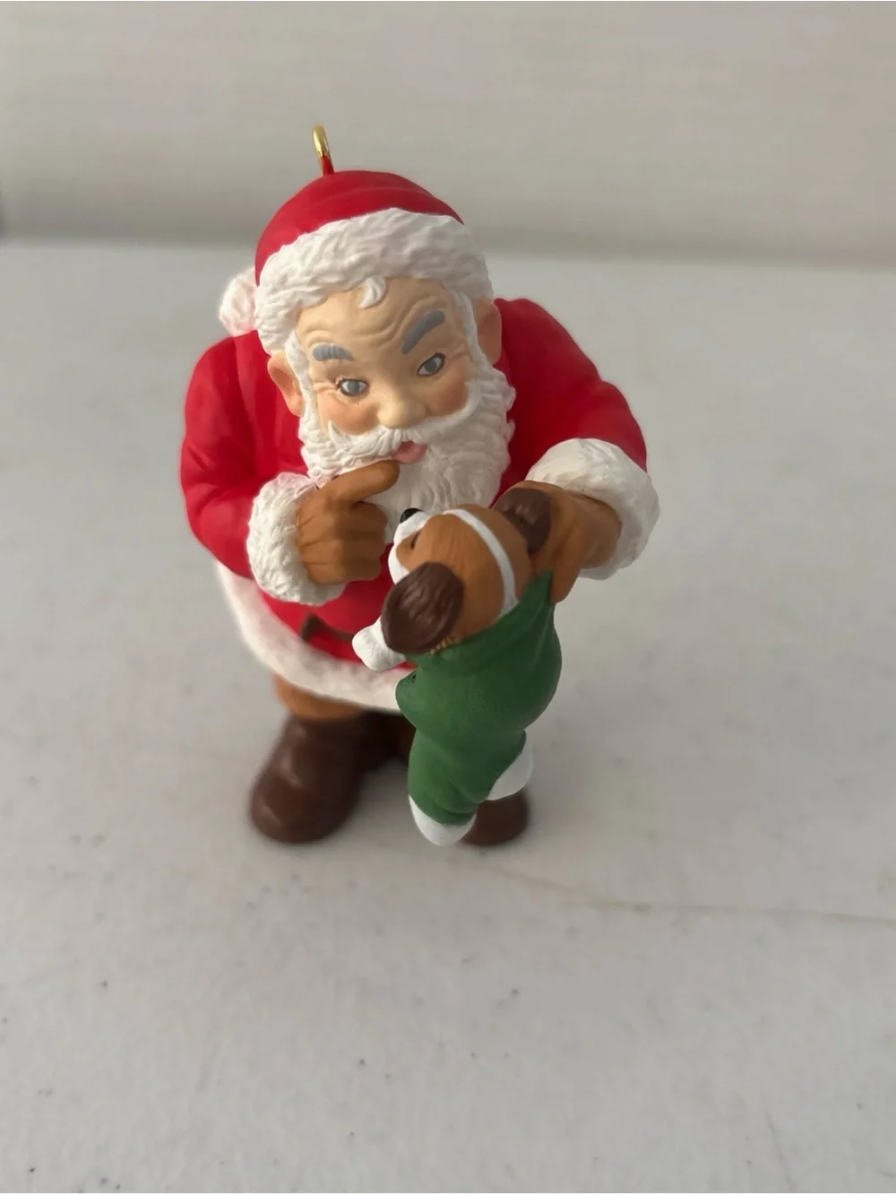Hallmark Keepsake New Christmas Friend 1998 Santa Hushing Puppy Ornament MIB